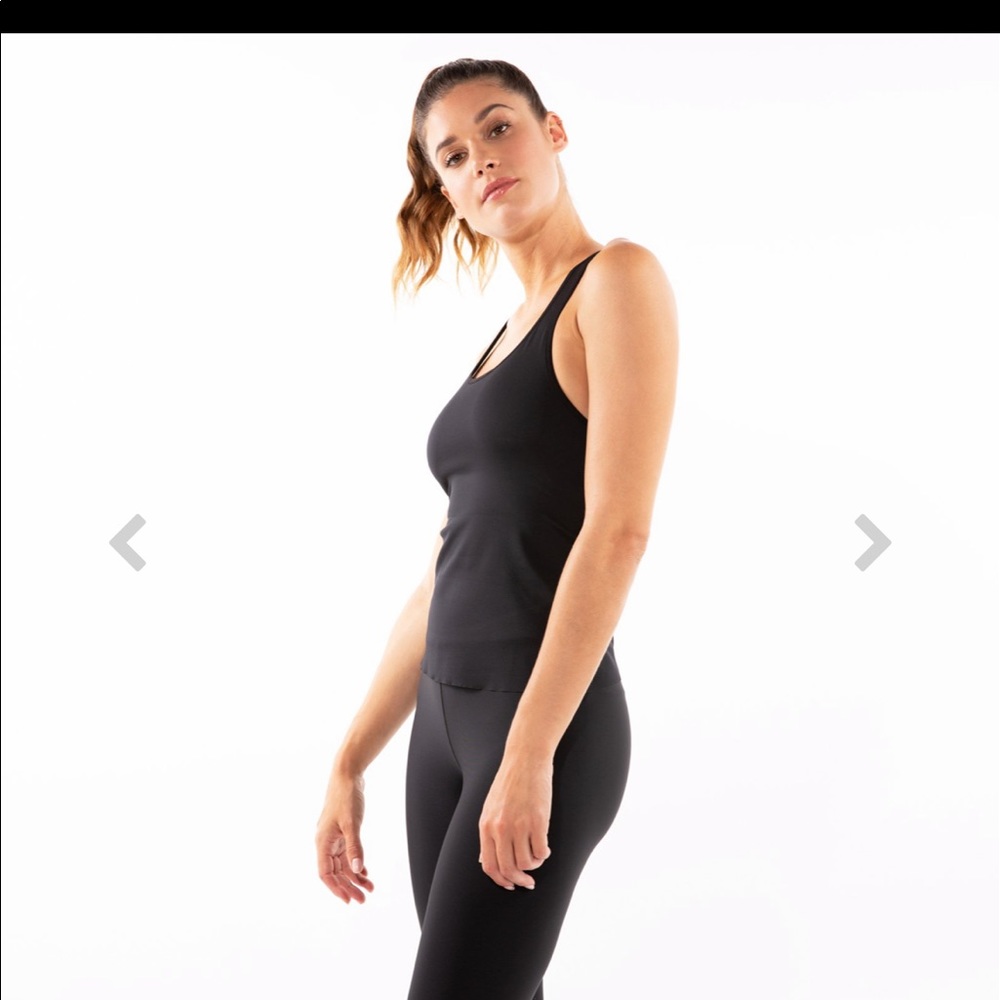 Ultracor luck Nero tank